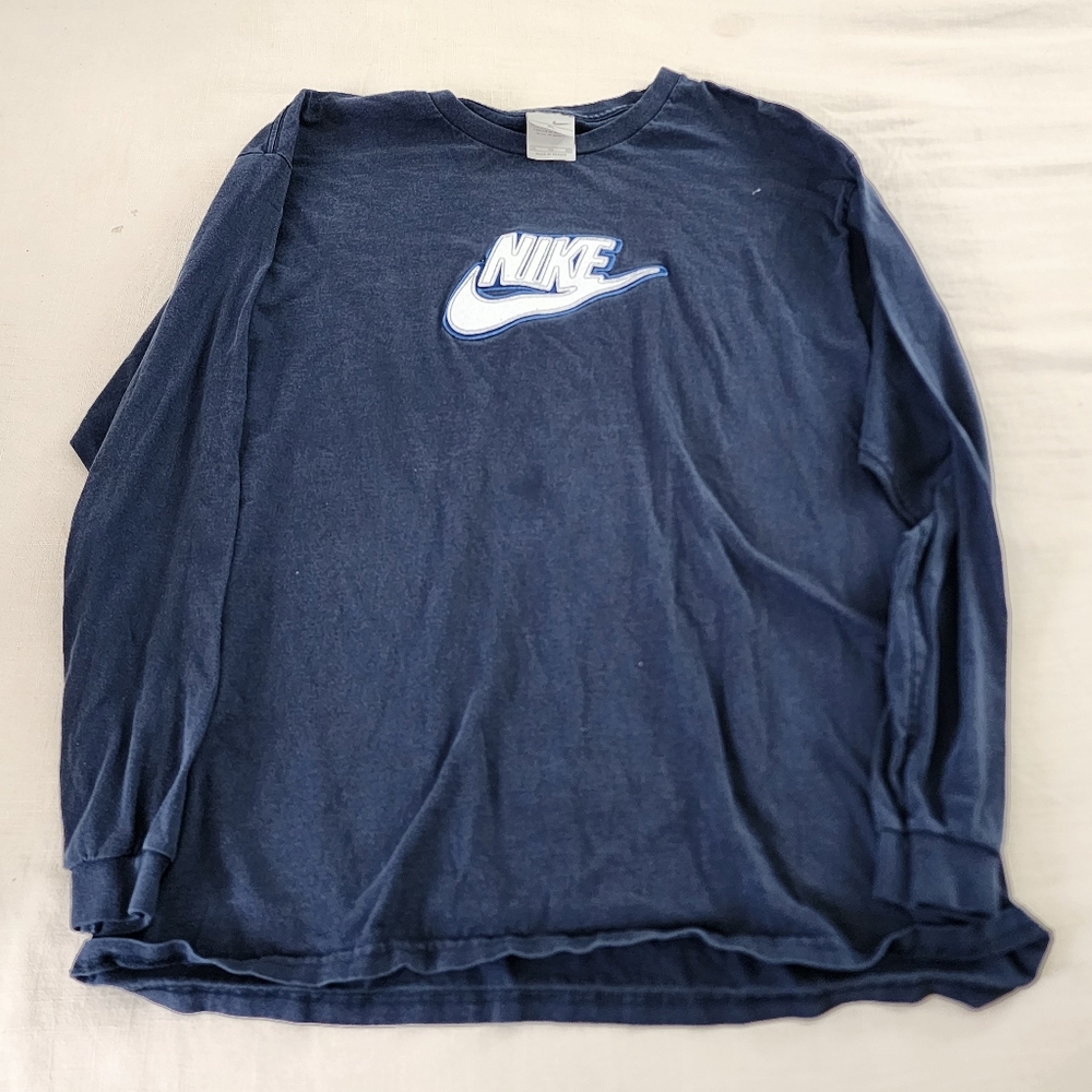 Vintage y2k Nike navy spellout shirt XL